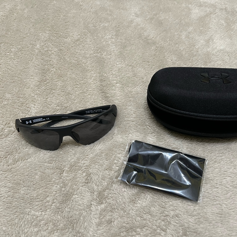 NWOT POLARIZED Under Armour Playmaker Sunglasses